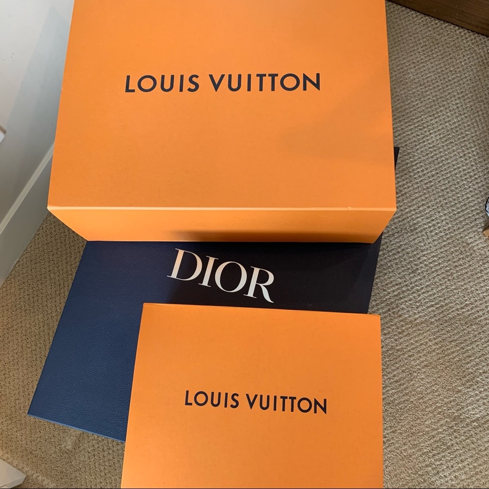 Large Louis Vuitton Box - Picture 3 of 7